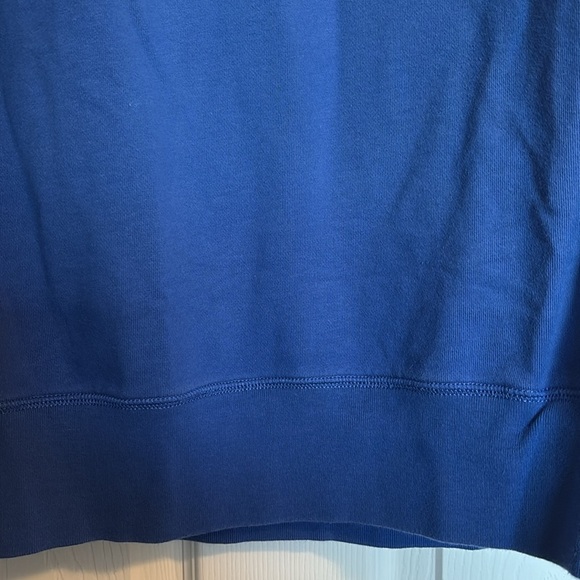 J. Crew men’s blue crew neck oarsman dog embroidered sweatshirt size medium - Picture 5 of 9